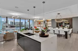 3300 NE 188th St, Aventura, FL 33180 - Photo 11