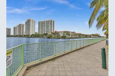 3300 NE 188th St #718, Aventura, FL 33180 - Photo 67