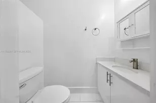 2315 NW 60th St, Miami, FL 33142 - Photo 9