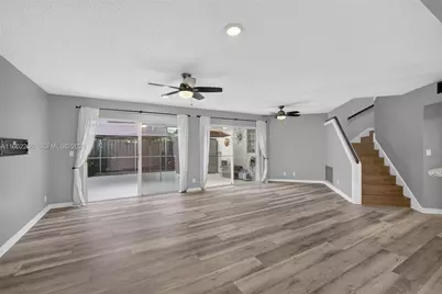 11625 Winchester Dr #B, Palm Beach Gardens, FL 33410 - Photo 5
