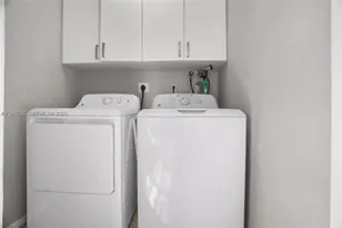 9606 W McNab Rd, Tamarac, FL 33321 - Photo 11