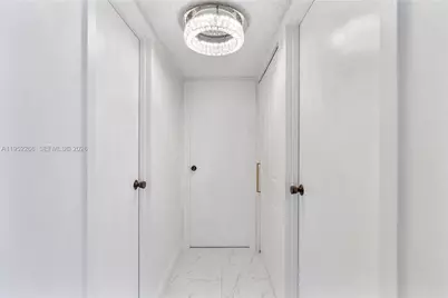 600 Parkview Dr #509, Hallandale Beach, FL 33009 - Photo 25