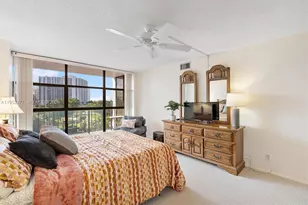 600 Parkview Dr, Hallandale Beach, FL 33009 - Photo 27