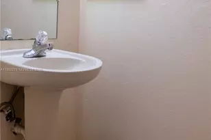 8906 W Flagler St, Miami, FL 33174 - Photo 9