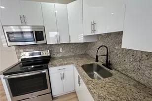 3297 SW 26th St, Miami, FL 33133 - Photo 7