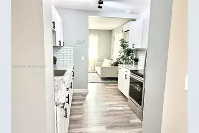 436 NW 15th Ave, Fort Lauderdale, FL 33311 - Photo 7
