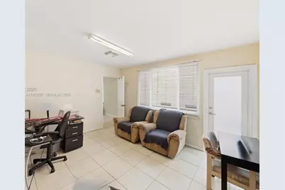 [Address not provided], Miami, FL 33172 - Photo 15