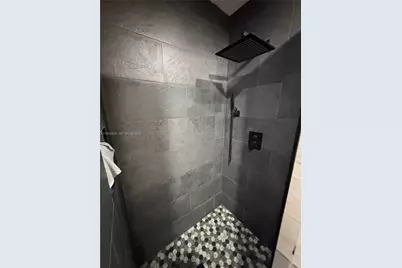 1100 SW 109th Ave, Pembroke Pines, FL 33025 - Photo 11