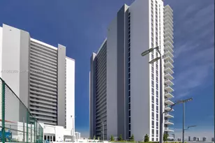 16385 Biscayne Blvd, North Miami Beach, FL 33160 - Photo 61