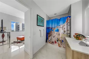 16385 Biscayne Blvd, North Miami Beach, FL 33160 - Photo 23