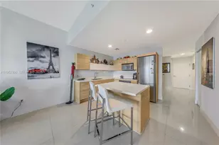16385 Biscayne Blvd, North Miami Beach, FL 33160 - Photo 9