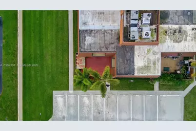 2566 Lakeview Ct, Cooper City, FL 33026 - Photo 27