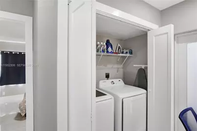 1245 Garfield St, Hollywood, FL 33019 - Photo 11