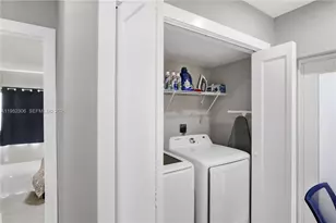 1245 Garfield St, Hollywood, FL 33019 - Photo 11