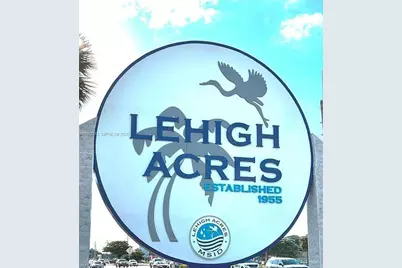 1054 Barcelona St E, Other City - In The State Of Florida, FL 33974 - Photo 5