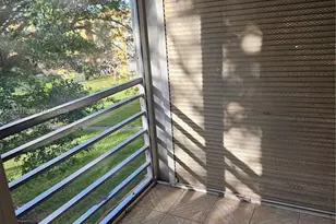 4384 NW 9th Ave, Deerfield Beach, FL 33064 - Photo 9