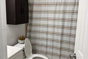 1480 W 46th St, Hialeah, FL 33012 - Photo 7