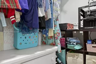 2910 NE 52nd St, Fort Lauderdale, FL 33308 - Photo 17