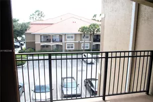 100 SW 117th Terrace, Pembroke Pines, FL 33025 - Photo 9