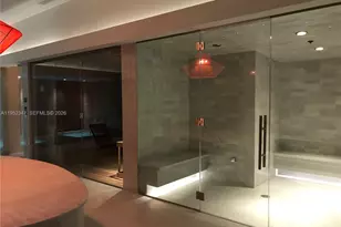 1010 Brickell Ave, Miami, FL 33131 - Photo 7