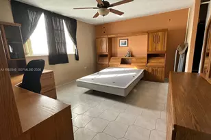 3600 NE 170th St, North Miami Beach, FL 33160 - Photo 17