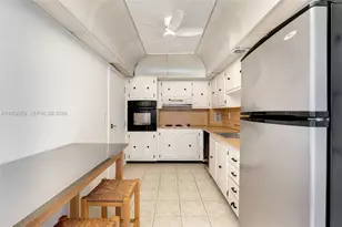 90 Edgewater Dr, Coral Gables, FL 33133 - Photo 11