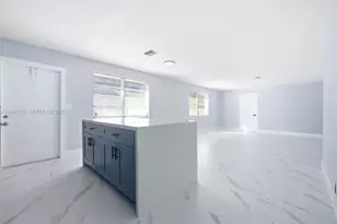 2440 Hayes St, Hollywood, FL 33020 - Photo 7