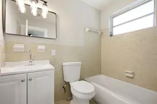 2440 Hayes St, Hollywood, FL 33020 - Photo 11