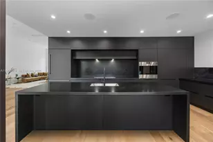 30 NE 50th St, Miami, FL 33137 - Photo 13