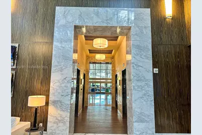 185 SW 7th St #3704, Miami, FL 33130 - Photo 29