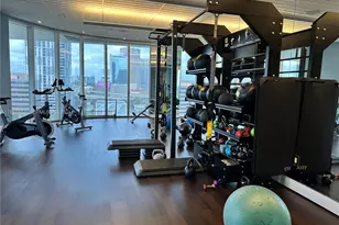 185 SW 7th St, Miami, FL 33130 - Photo 19