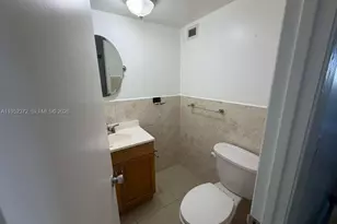 2750 NE 183rd St, Aventura, FL 33160 - Photo 13