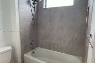 12160 N Baypoint Cir, Parkland, FL 33076 - Photo 27