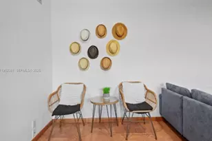 2424 NE 9th St, Fort Lauderdale, FL 33304 - Photo 11