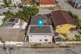 2105 NW 1st St, Miami, FL 33125 - Photo 3
