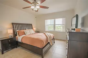200 Diplomat Pkwy, Hallandale Beach, FL 33009 - Photo 23