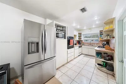 9590 SW 51st Ter, Miami, FL 33165 - Photo 11