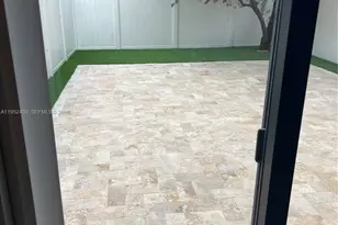 3344 W 91st Terrace, Hialeah, FL 33018 - Photo 11