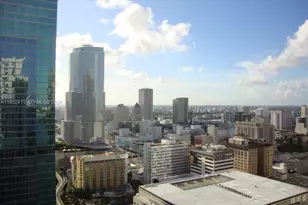 300 S Biscayne Blvd, Miami, FL 33131 - Photo 19