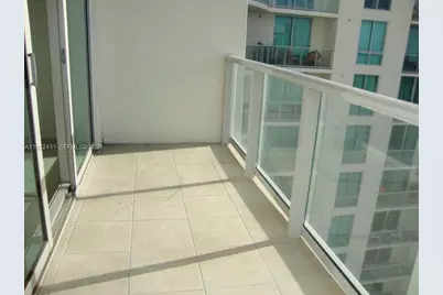 300 S Biscayne Blvd #T-3009, Miami, FL 33131 - Photo 21