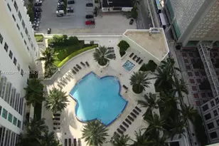 300 S Biscayne Blvd, Miami, FL 33131 - Photo 17