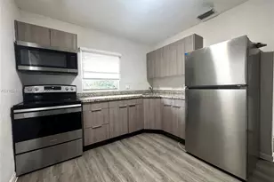 529 SW 3rd St, Miami, FL 33130 - Photo 5