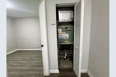 529 SW 3rd St, Miami, FL 33130 - Photo 7