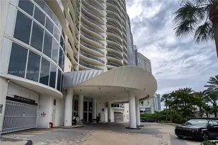 17201 Collins Ave+den, Sunny Isles Beach, FL 33160 - Photo 57