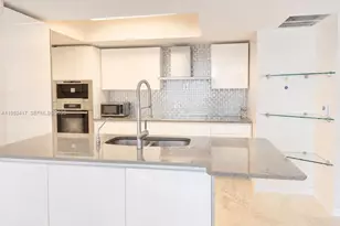 17201 Collins Ave+den, Sunny Isles Beach, FL 33160 - Photo 7