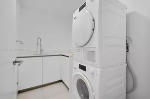 9221 E Bay Harbor, Bay Harbor Islands, FL 33154 - Photo 17