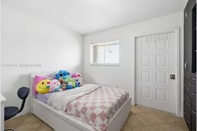 560 NW 82nd Pl #306, Miami, FL 33126 - Photo 19