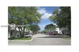3926 SW 52nd Ave, Pembroke Park, FL 33023 - Photo 3