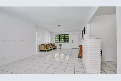 1105 N 31st Ct, Hollywood, FL 33021 - Photo 11