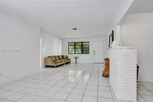 1105 N 31st Ct, Hollywood, FL 33021 - Photo 11